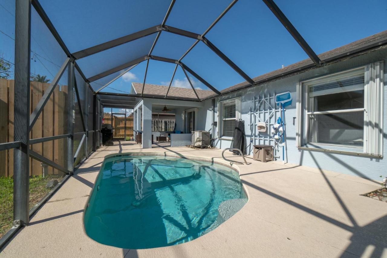 Oceanview Haven - 2Br Beach Townhome With Patio, Shared Heated Pool Steps From Paradise Beach Park! Melbourne Eksteriør bilde