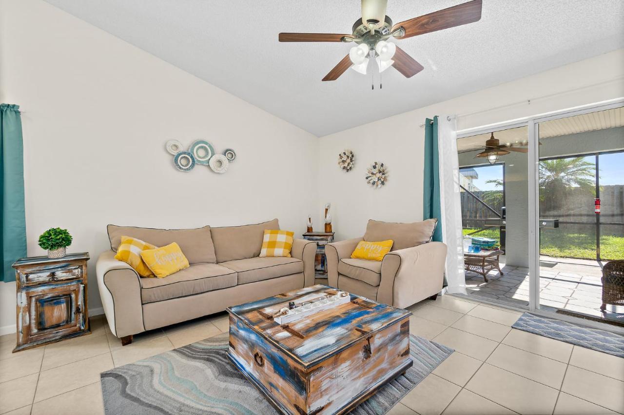 Oceanview Haven - 2Br Beach Townhome With Patio, Shared Heated Pool Steps From Paradise Beach Park! Melbourne Eksteriør bilde